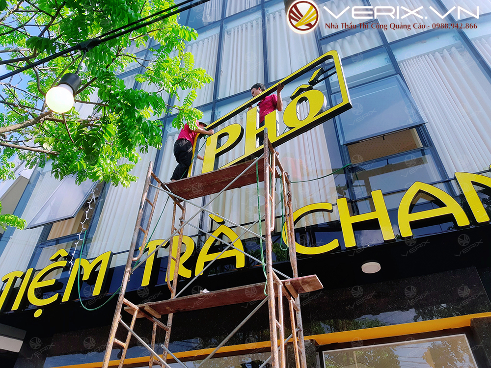 Gia công CNC chữ nổi